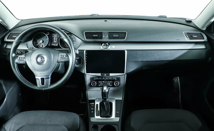 Volkswagen Passat - Фото 10