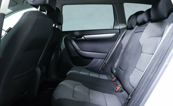 Volkswagen Passat - Фото 19