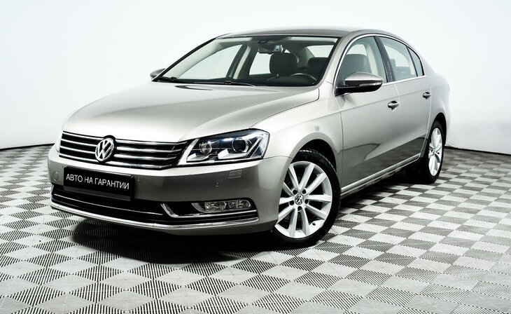 Volkswagen Passat - Фото 0