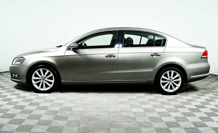 Volkswagen Passat - Фото 2