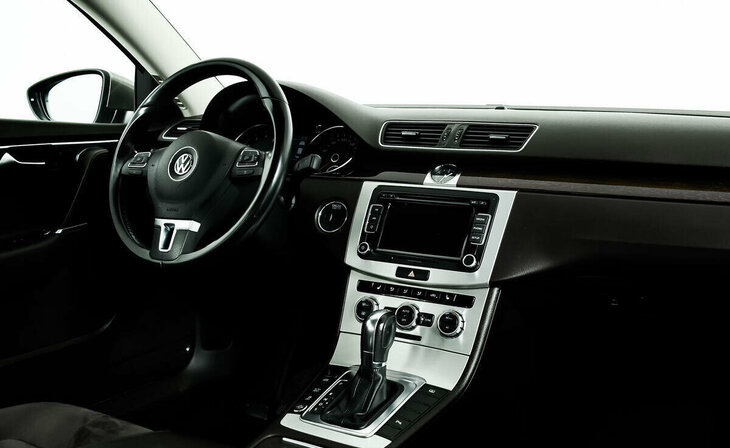 Volkswagen Passat - Фото 8