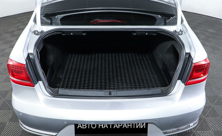 Volkswagen Passat - Фото 21