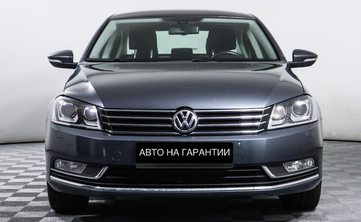 Volkswagen Passat - Фото 1