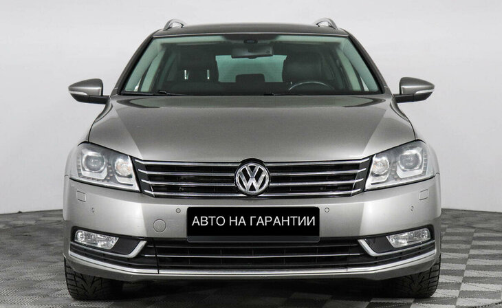 Volkswagen Passat - Фото 1