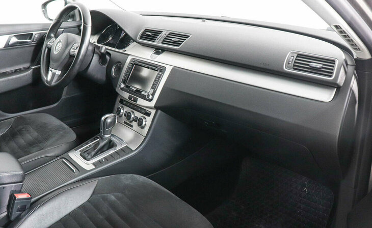 Volkswagen Passat - Фото 4