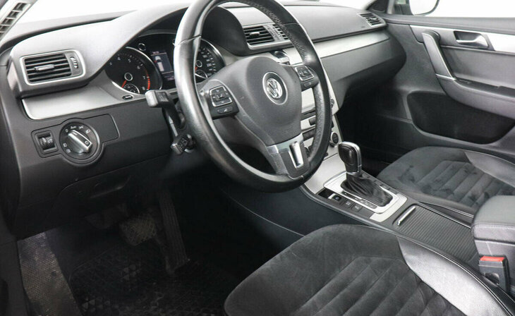Volkswagen Passat - Фото 5