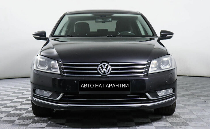 Volkswagen Passat - Фото 1