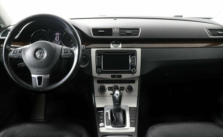 Volkswagen Passat - Фото 5