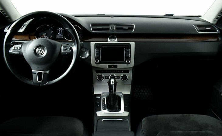 Volkswagen Passat - Фото 7