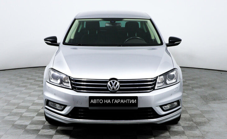 Volkswagen Passat - Фото 1