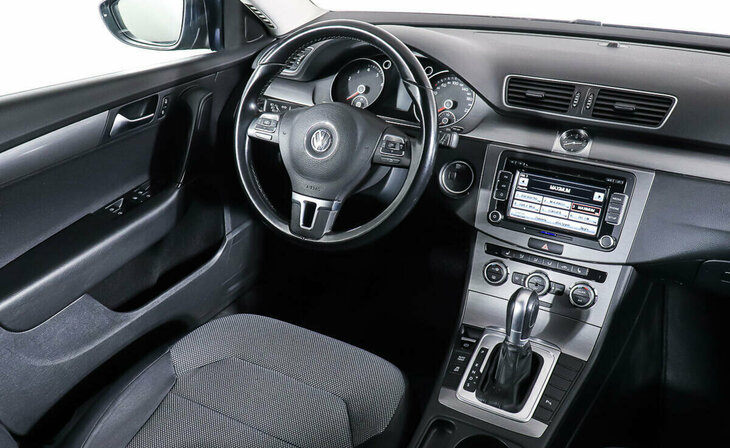 Volkswagen Passat - Фото 9