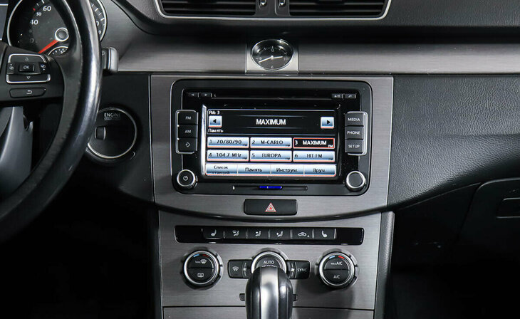 Volkswagen Passat - Фото 12