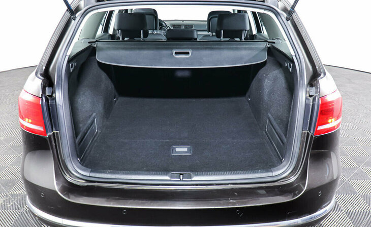Volkswagen Passat - Фото 20