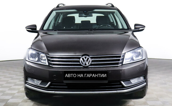 Volkswagen Passat - Фото 1