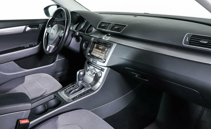 Volkswagen Passat - Фото 7