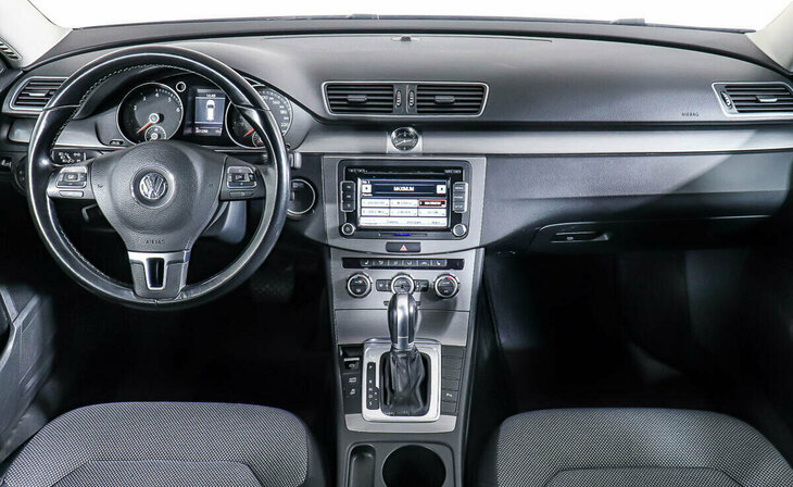 Volkswagen Passat - Фото 8