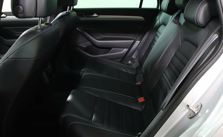 Volkswagen Passat - Фото 11