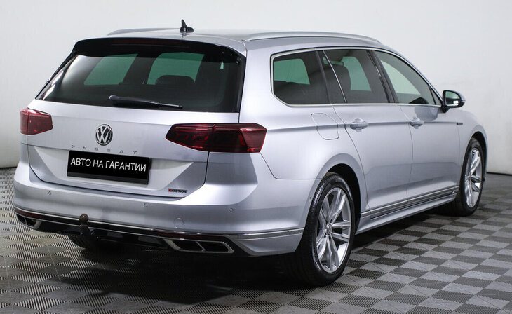 Volkswagen Passat - Фото 2