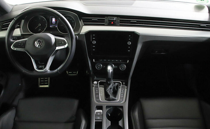 Volkswagen Passat - Фото 5