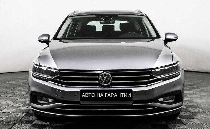 Volkswagen Passat - Фото 1