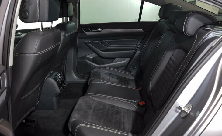 Volkswagen Passat - Фото 9