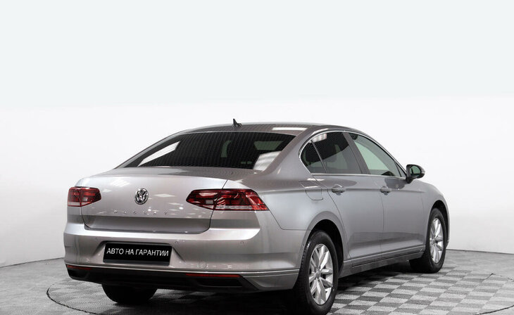 Volkswagen Passat - Фото 2