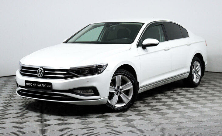 Volkswagen Passat - Фото 0