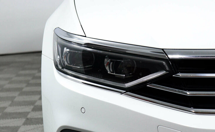 Volkswagen Passat - Фото 6