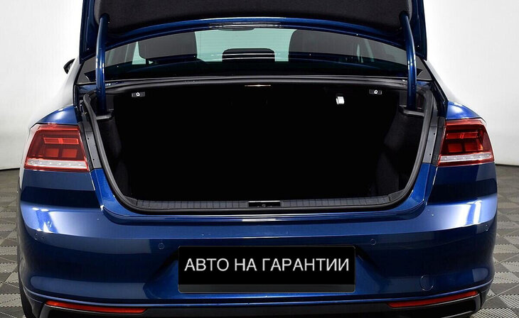 Volkswagen Passat - Фото 10