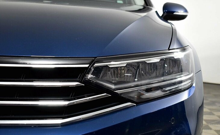 Volkswagen Passat - Фото 4