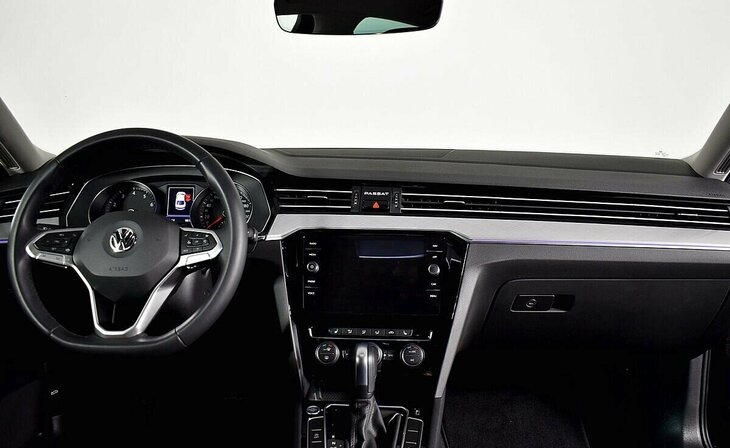 Volkswagen Passat - Фото 6