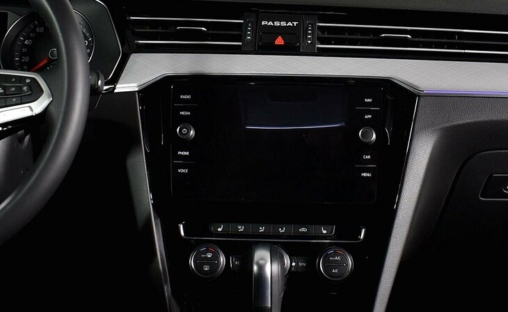 Volkswagen Passat - Фото 8