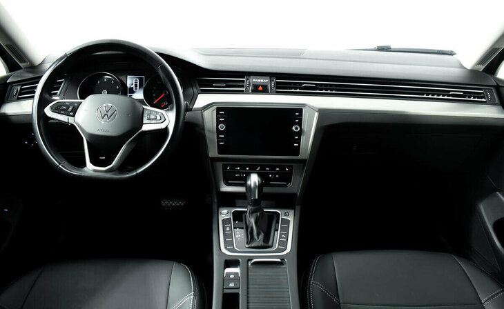 Volkswagen Passat - Фото 9