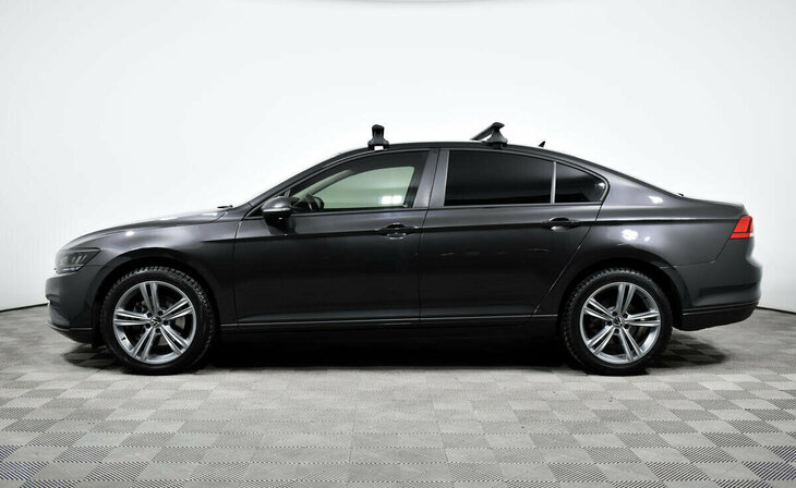 Volkswagen Passat - Фото 2