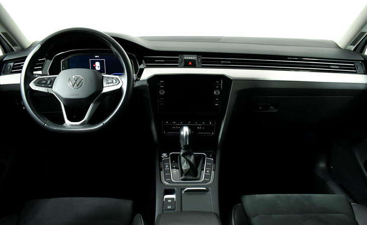 Volkswagen Passat - Фото 9