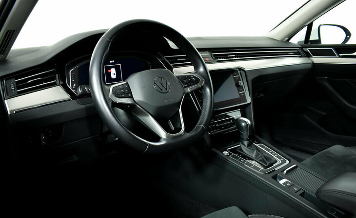 Volkswagen Passat - Фото 10