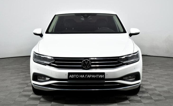 Volkswagen Passat - Фото 1