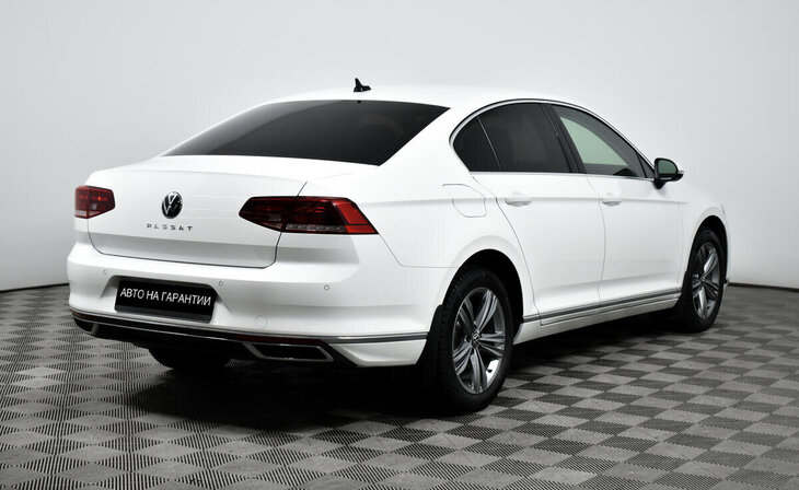 Volkswagen Passat - Фото 4