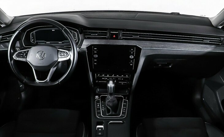 Volkswagen Passat - Фото 9