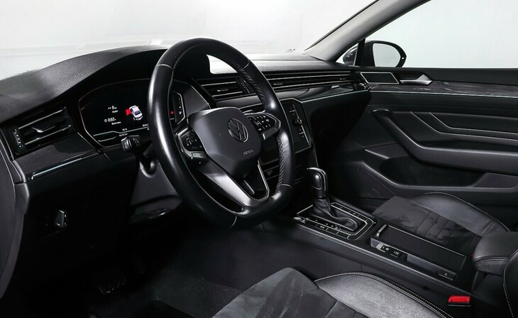 Volkswagen Passat - Фото 10