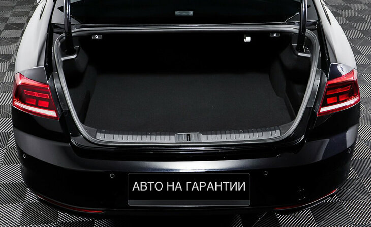 Volkswagen Passat - Фото 19