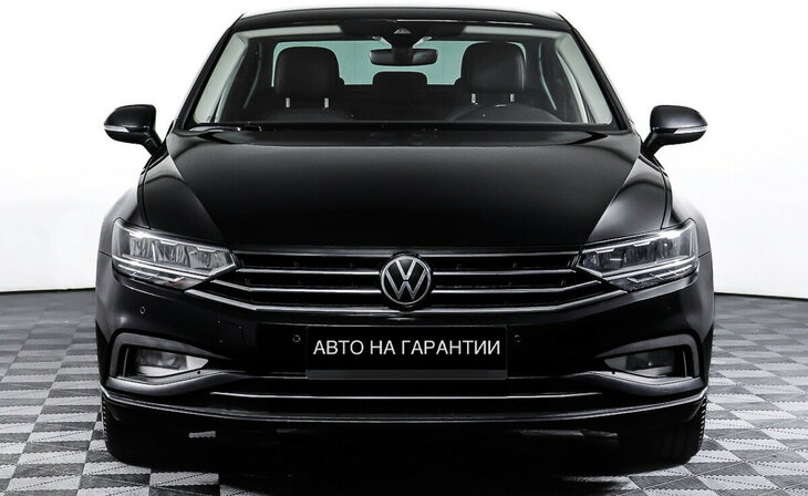 Volkswagen Passat - Фото 1