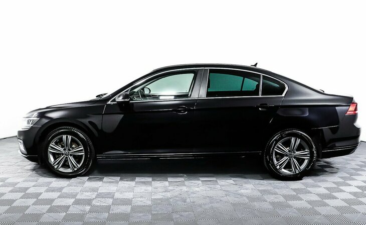 Volkswagen Passat - Фото 2