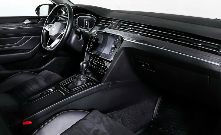 Volkswagen Passat - Фото 8