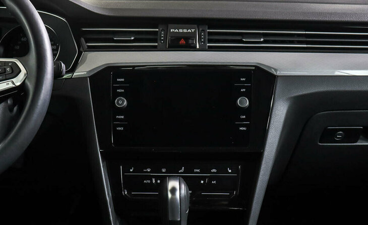 Volkswagen Passat - Фото 12