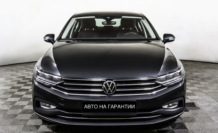 Volkswagen Passat - Фото 1