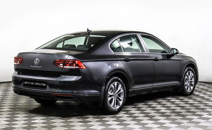 Volkswagen Passat - Фото 3