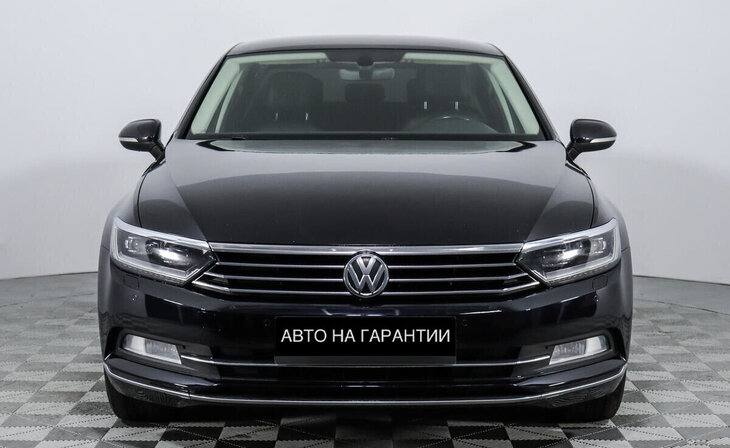 Volkswagen Passat - Фото 1