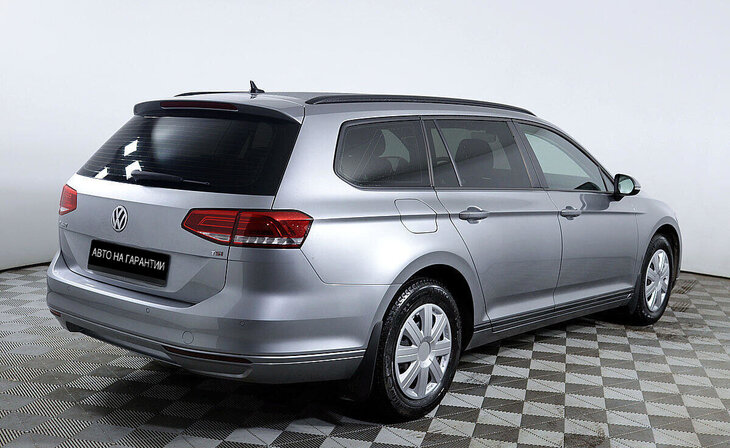 Volkswagen Passat - Фото 2