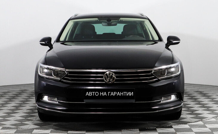 Volkswagen Passat - Фото 1